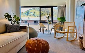 Charm On Commons, Mauao